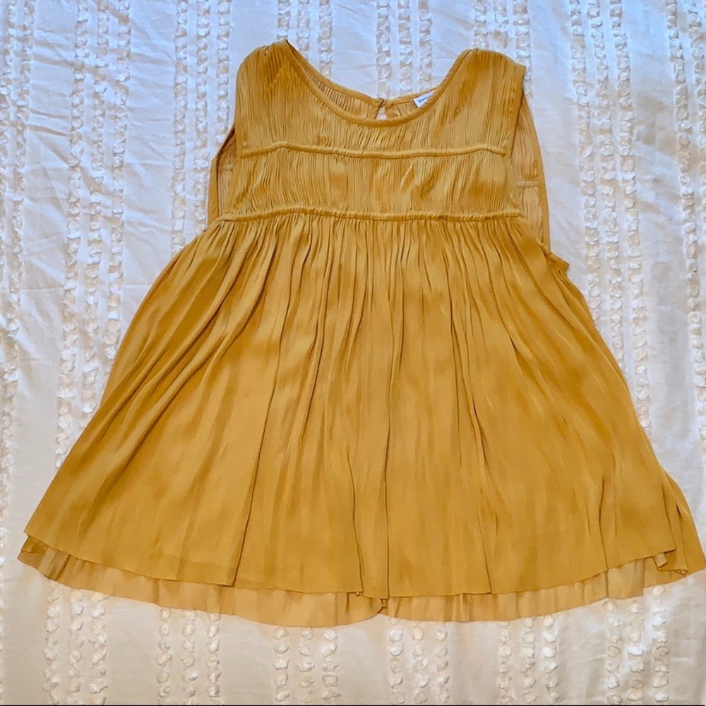 Flowy Sleeveless Blouse